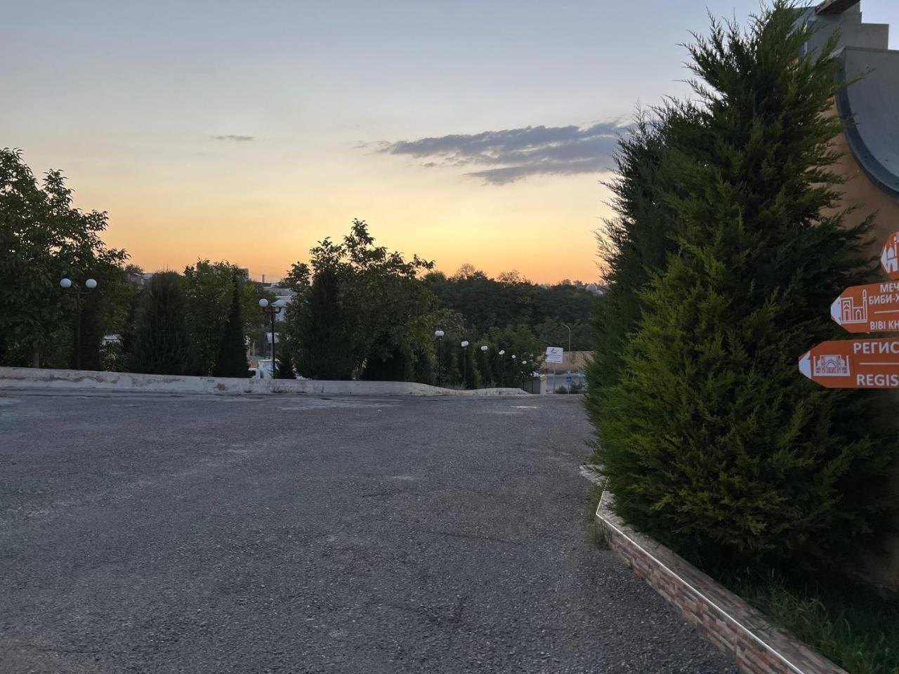 Samarabonu Hotel Samarkand Bagian luar foto